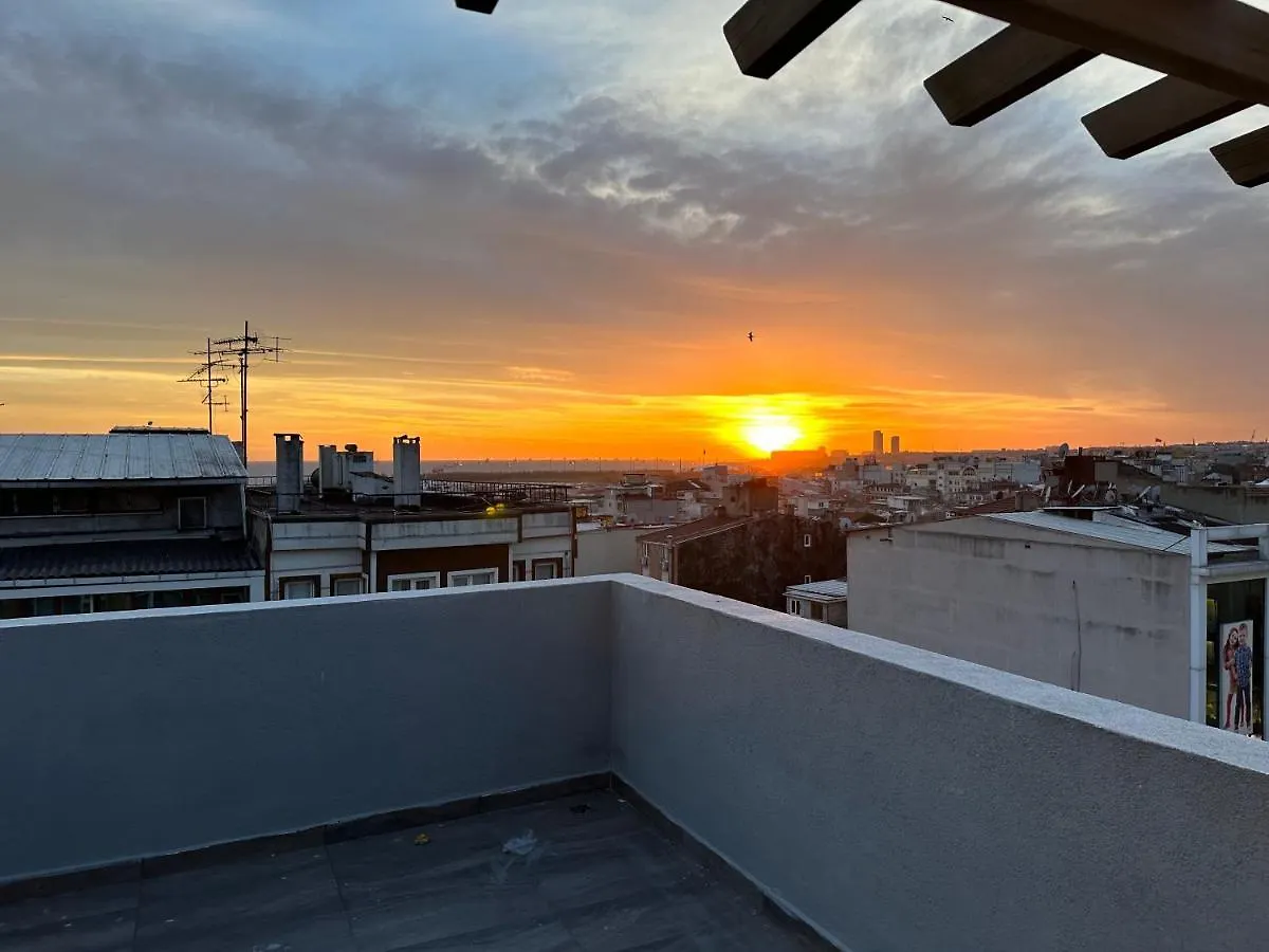 Apartment Fatih Merkezi Lokasyon Guzel Teras Manzarasi Istanbul Turkey