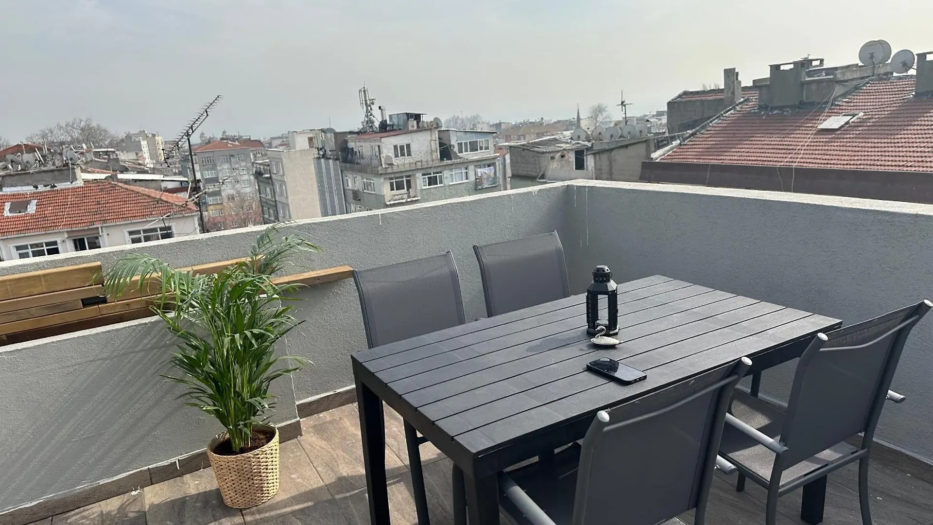 Fatih Merkezi Lokasyon Guzel Teras Manzarasi Istanbul